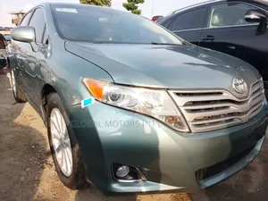 Toyota Venza AWD 2011 Burgundy