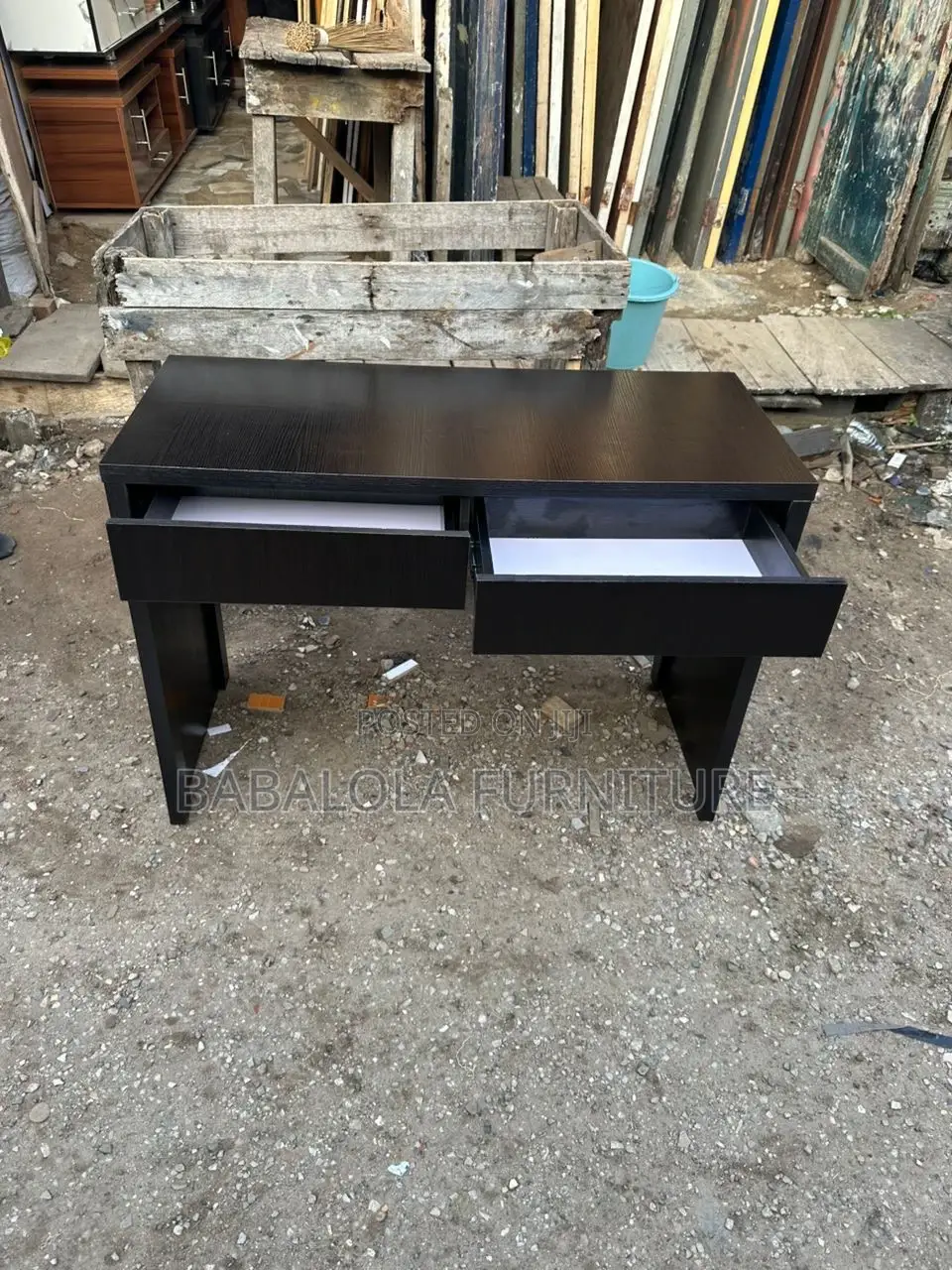 Mini Table for Office and Home Use
