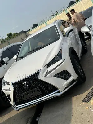 Lexus NX 300 AWD 2018 White