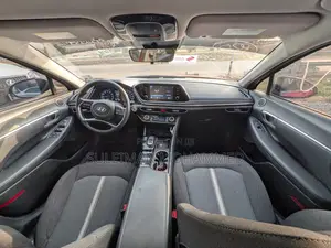 Hyundai Sonata SEL 2021 Red