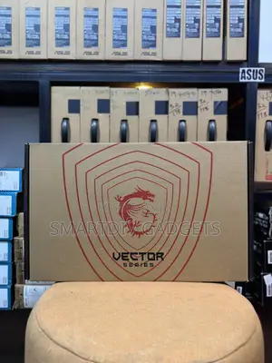 New Laptop MSI Vector 16 HX AI A2XWIG 32GB Intel Core i9 SSD 2T