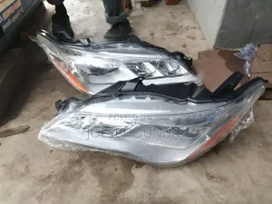 Headlamp Camry 2015 Inbuilt