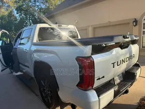 Toyota Tundra Platinum CrewMax 6.5' Bed 2024 White