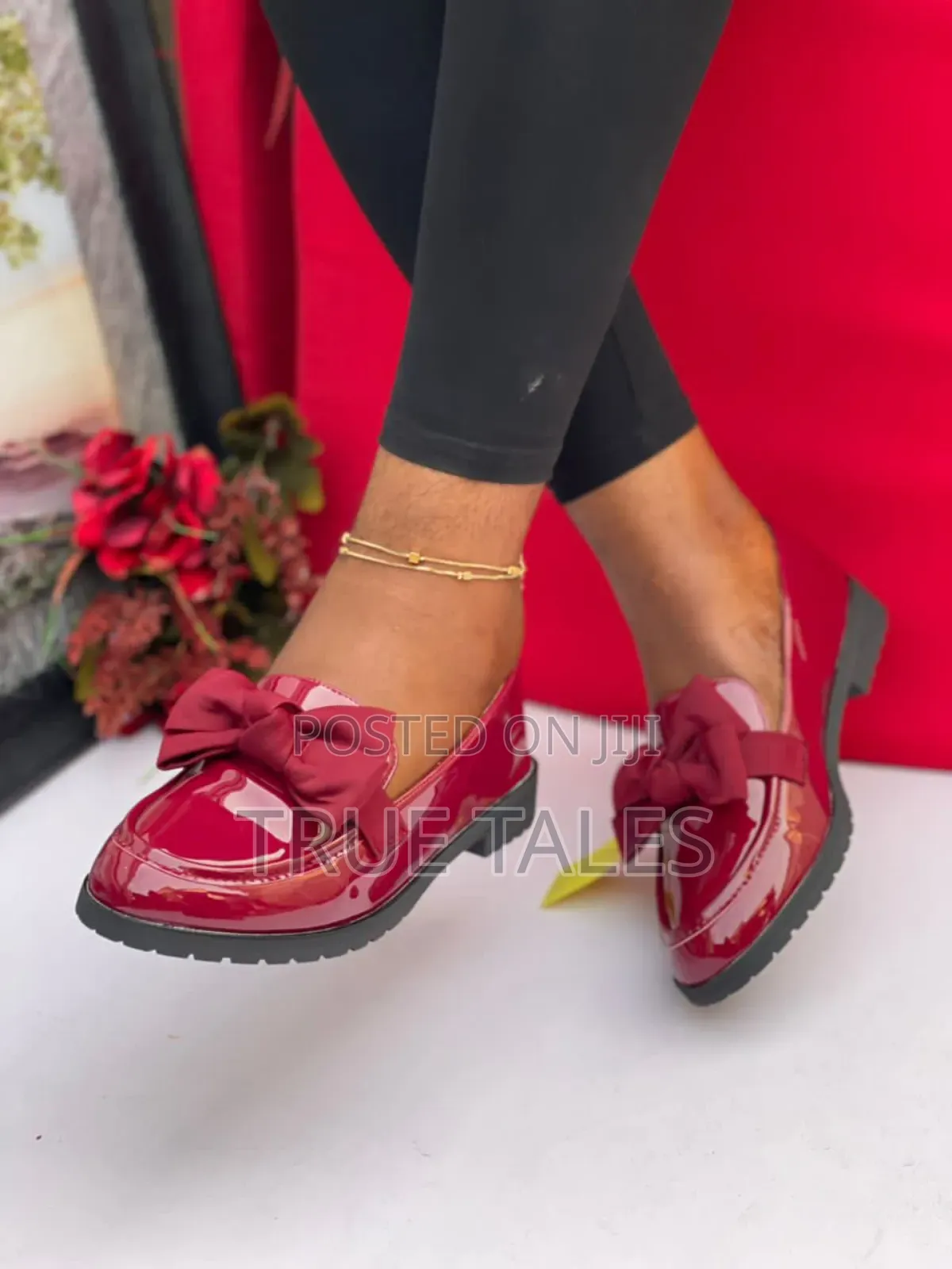 Women's Flat Office Shoe With Bow Design. Sizes 38-43.#Or #Chim.
