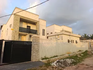 4bdrm Duplex in Oba Otudeko Close, Jericho for sale