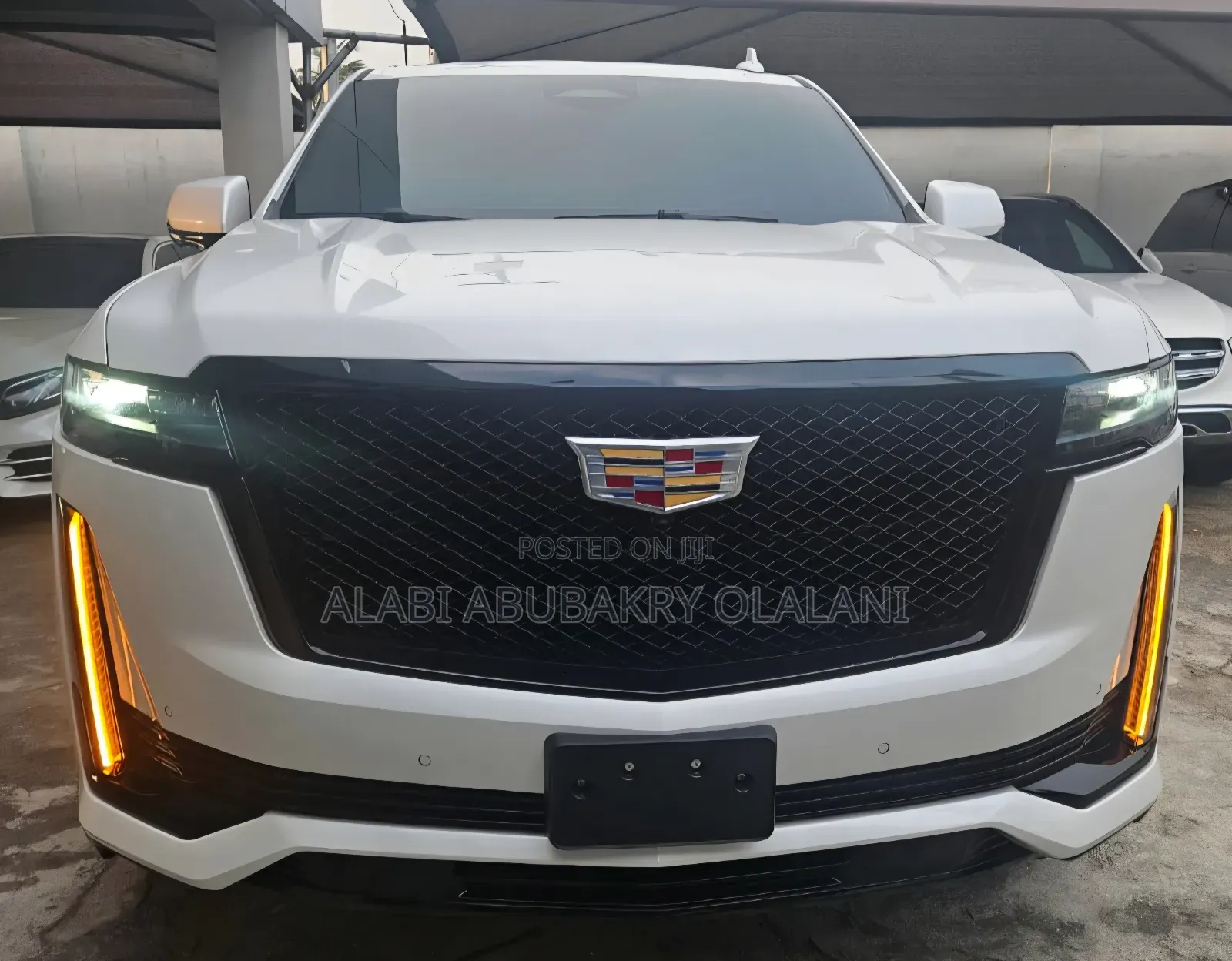 Cadillac Escalade 2022 Off white