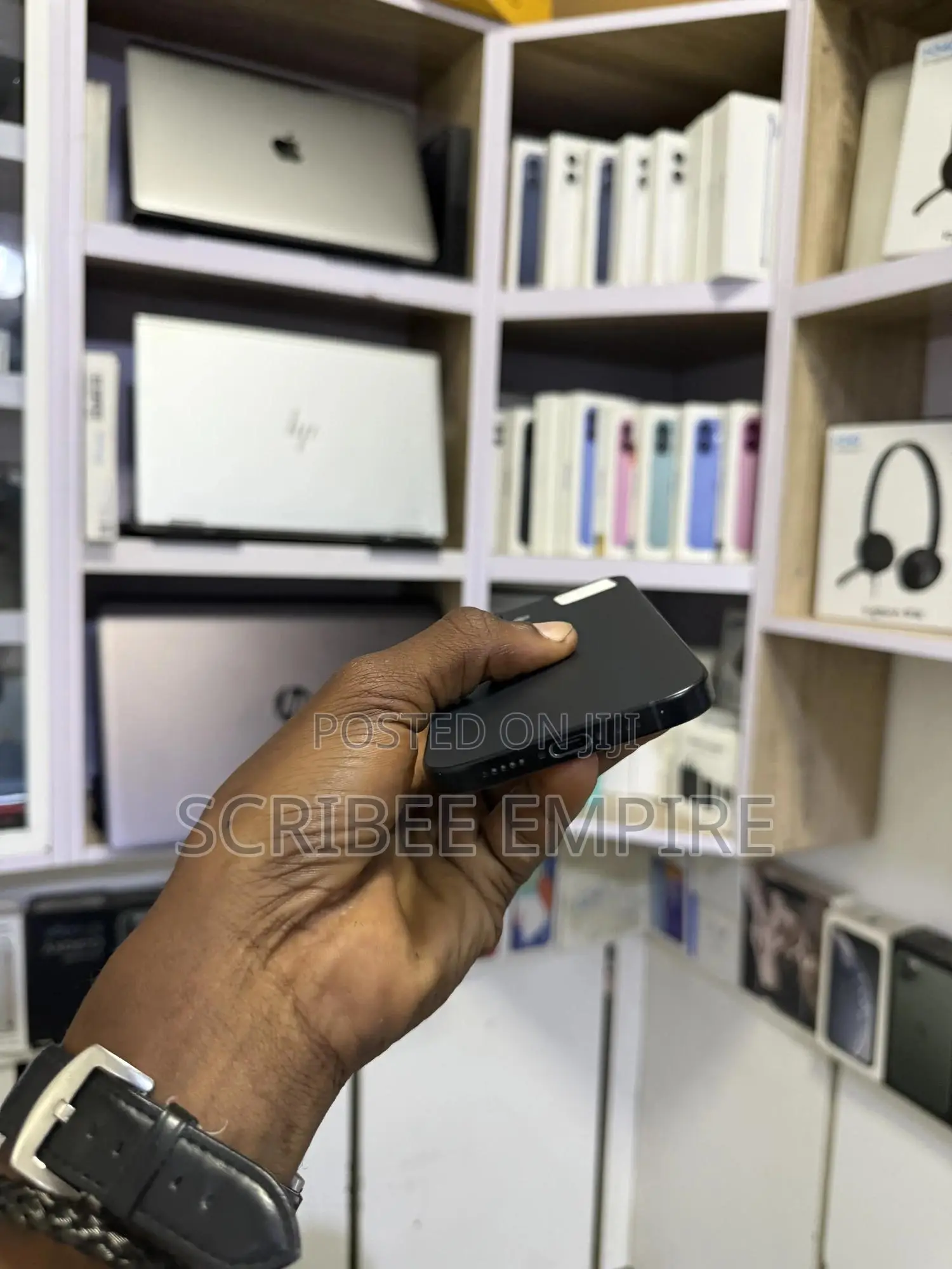 Apple iPhone 16 128 GB Black