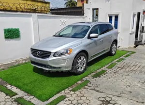 Volvo XC60 3.2 Platinum AWD 2015 Silver
