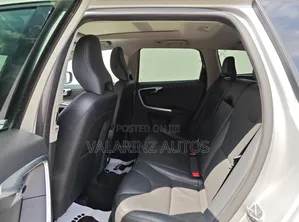 Volvo XC60 3.2 Platinum AWD 2015 Silver