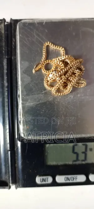 Quality 18karat Italian Gold (750) Necklace.