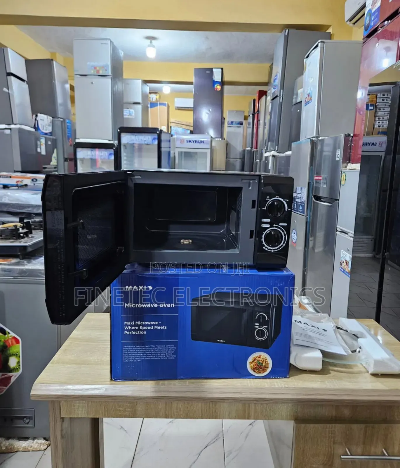 Maxi Microwave Oven, 20l
