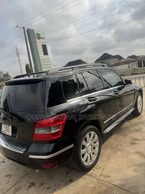 Mercedes-Benz GLK-Class 350 2010 Black