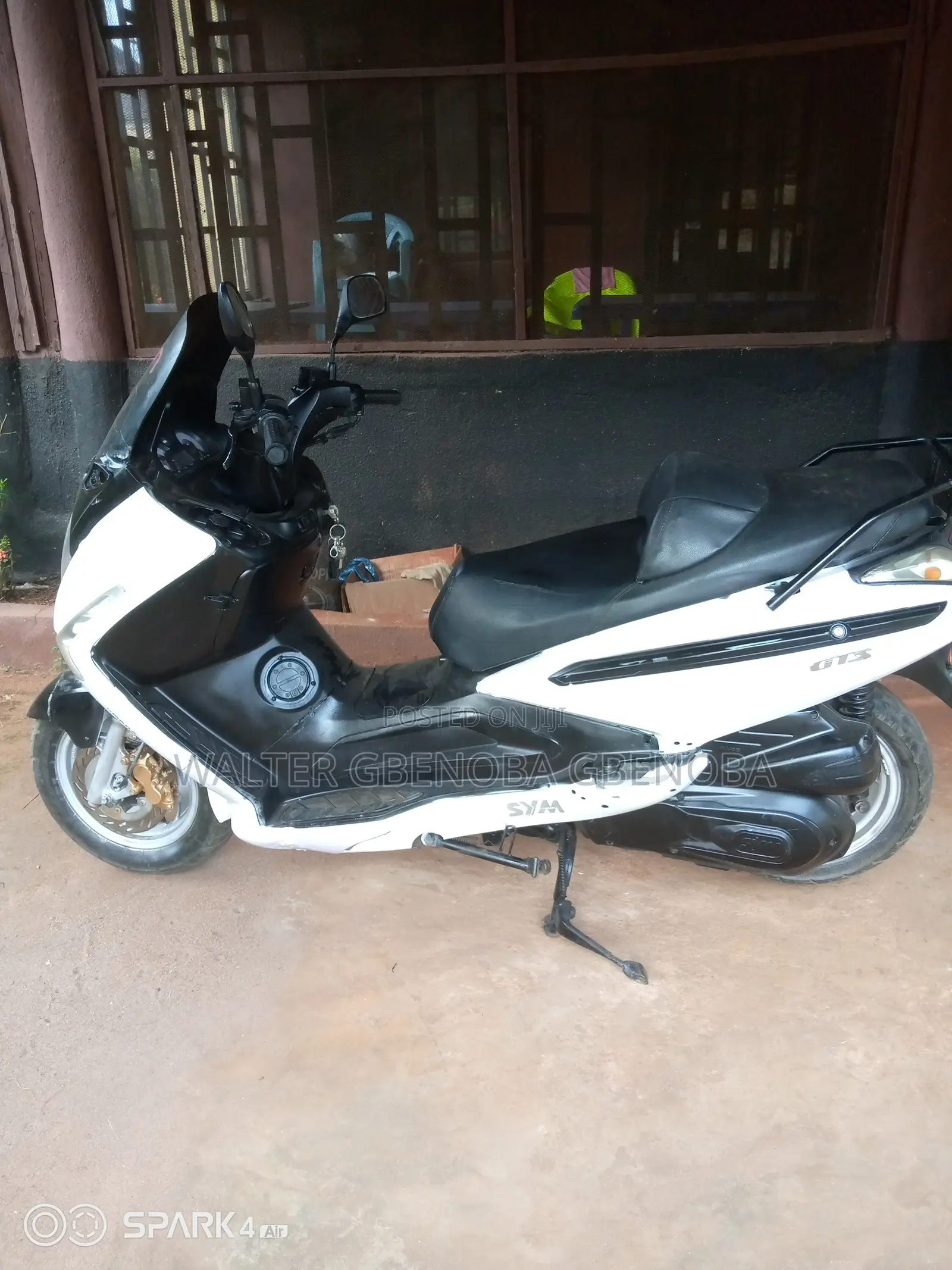 SYM Joymax 2010 White