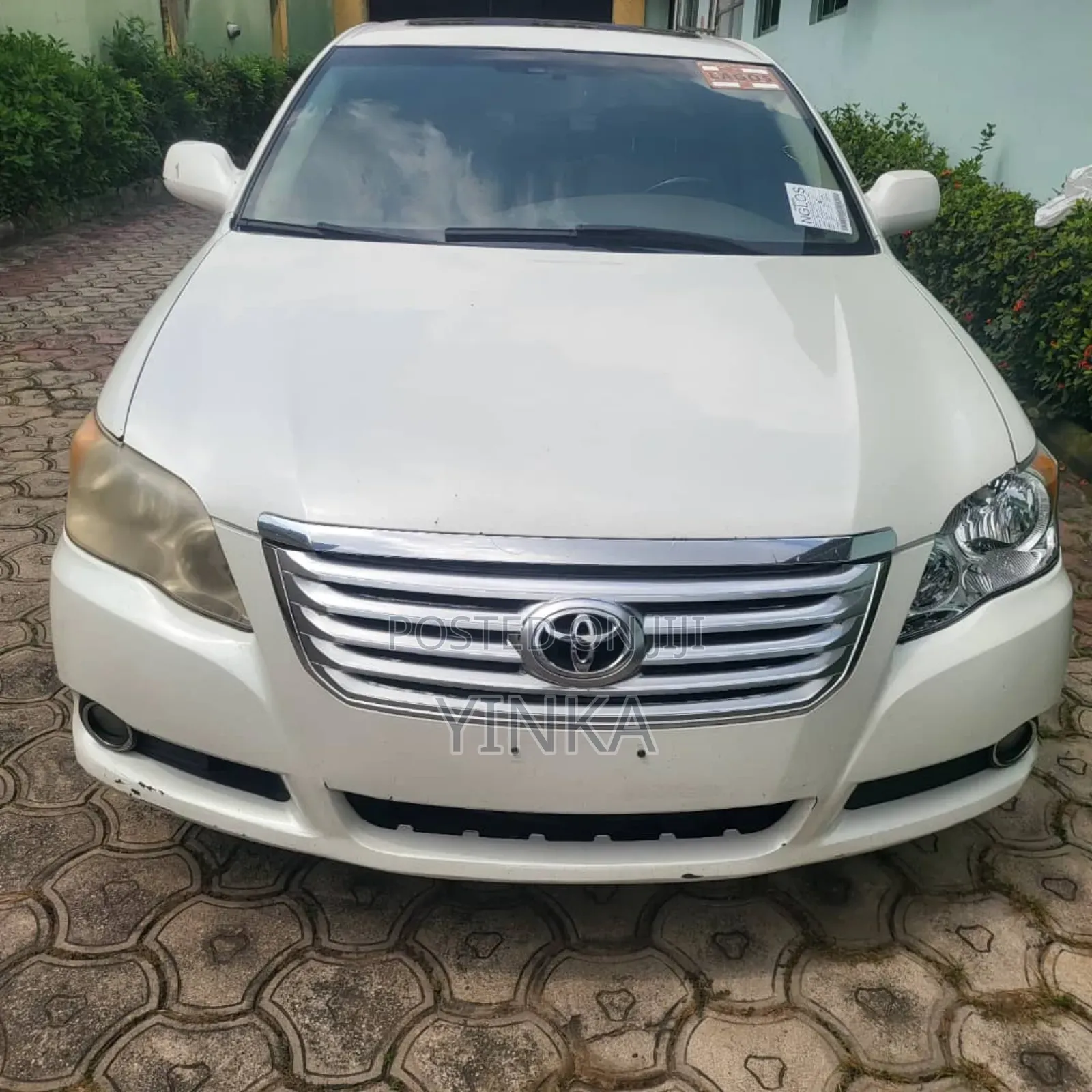 Toyota Avalon 2008 White