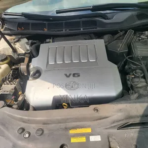 Toyota Avalon 2008 White