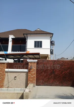 3bdrm Duplex in Dantata  Estate By, Kubwa for rent