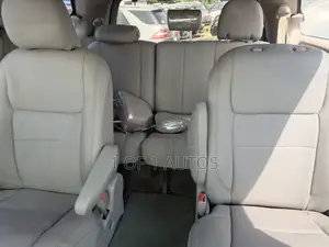 Toyota Sienna Limited 7-Passenger 4dr Minivan (3.5L 6cyl 6A) 2015 Black