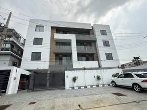 2bdrm Apartment in Lekki Phase 1 for sale