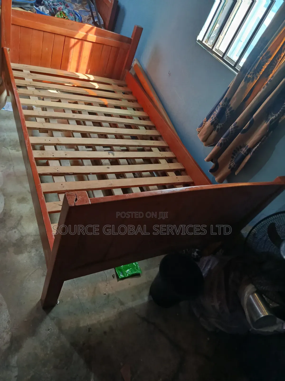 Bedframe 3 and Half by 6