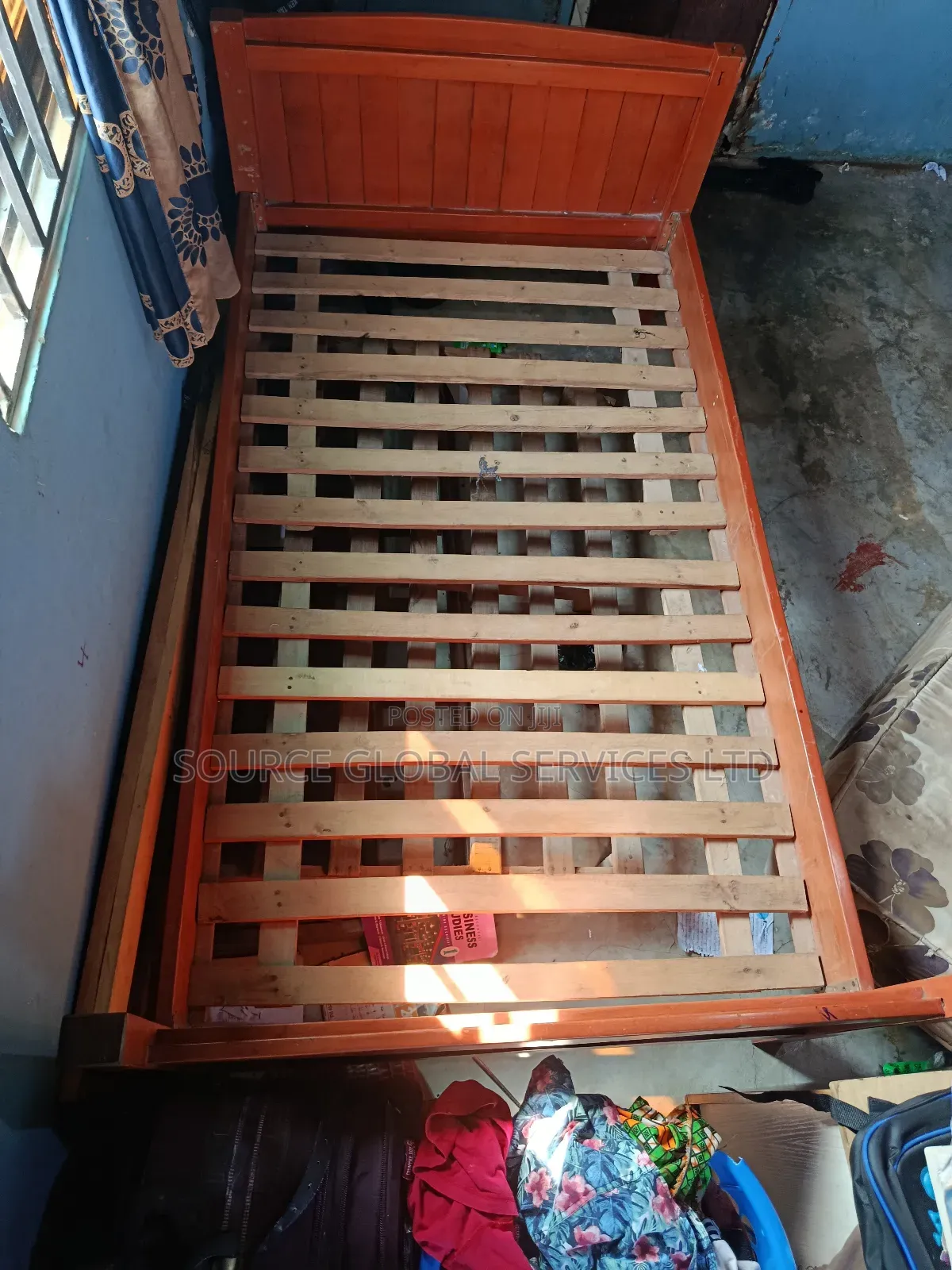 Bedframe 3 and Half by 6