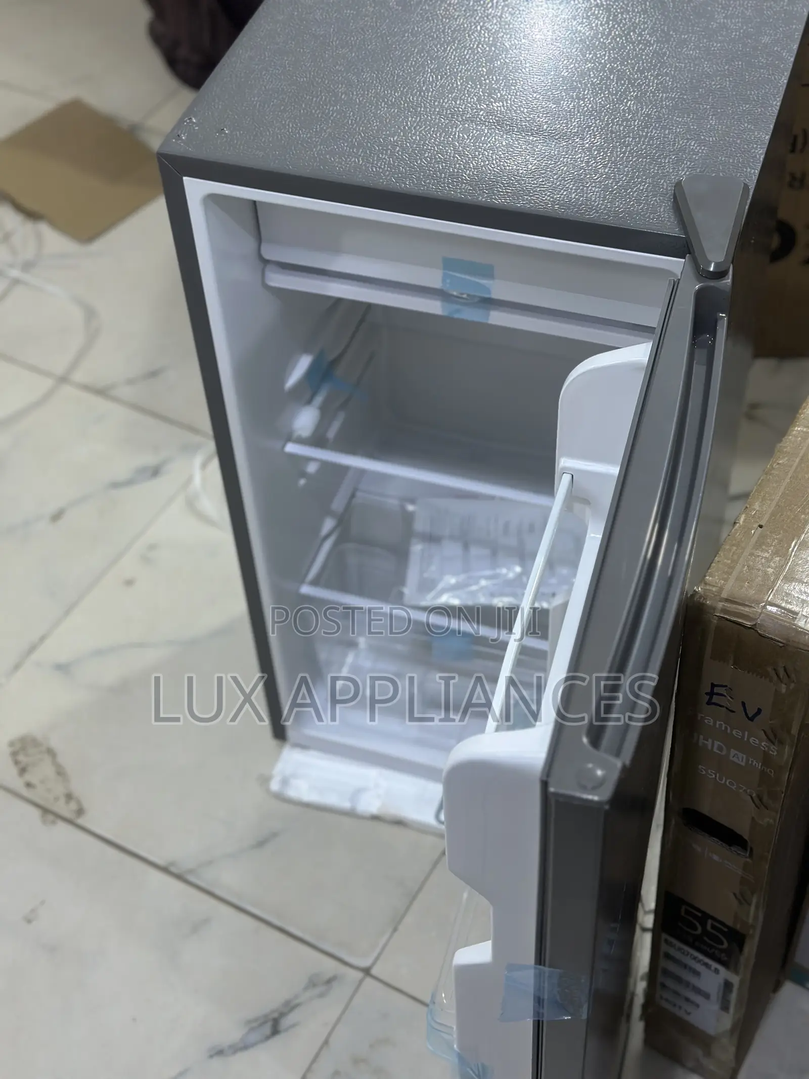 Glamstar 90l Modern Compact Cooling Fridge