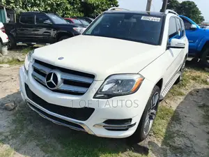 Mercedes-Benz GLK-Class 350 4MATIC 2014 White