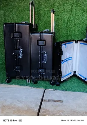 Set of 3 Aluminum Luggage Cases
