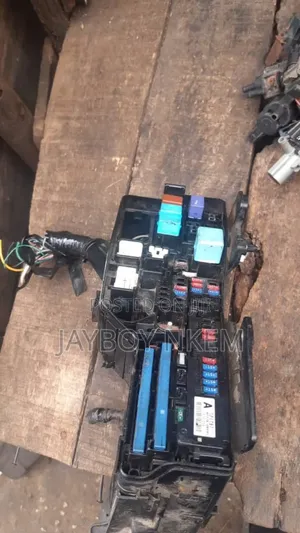 Complete Fuse Box for Toyota Camry 2010 Model