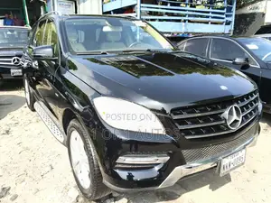Mercedes-Benz M Class ML350 4dr SUV (3.5L 6cyl 7A) 2014 Black