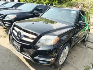 Mercedes-Benz GLK-Class Base GLK 350 4dr 4x2 (3.5L 6cyl 7A) 2015 Black