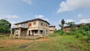 12bdrm House in Oba Meg, Benin City for sale