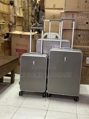Solid Set of 3 Luggage