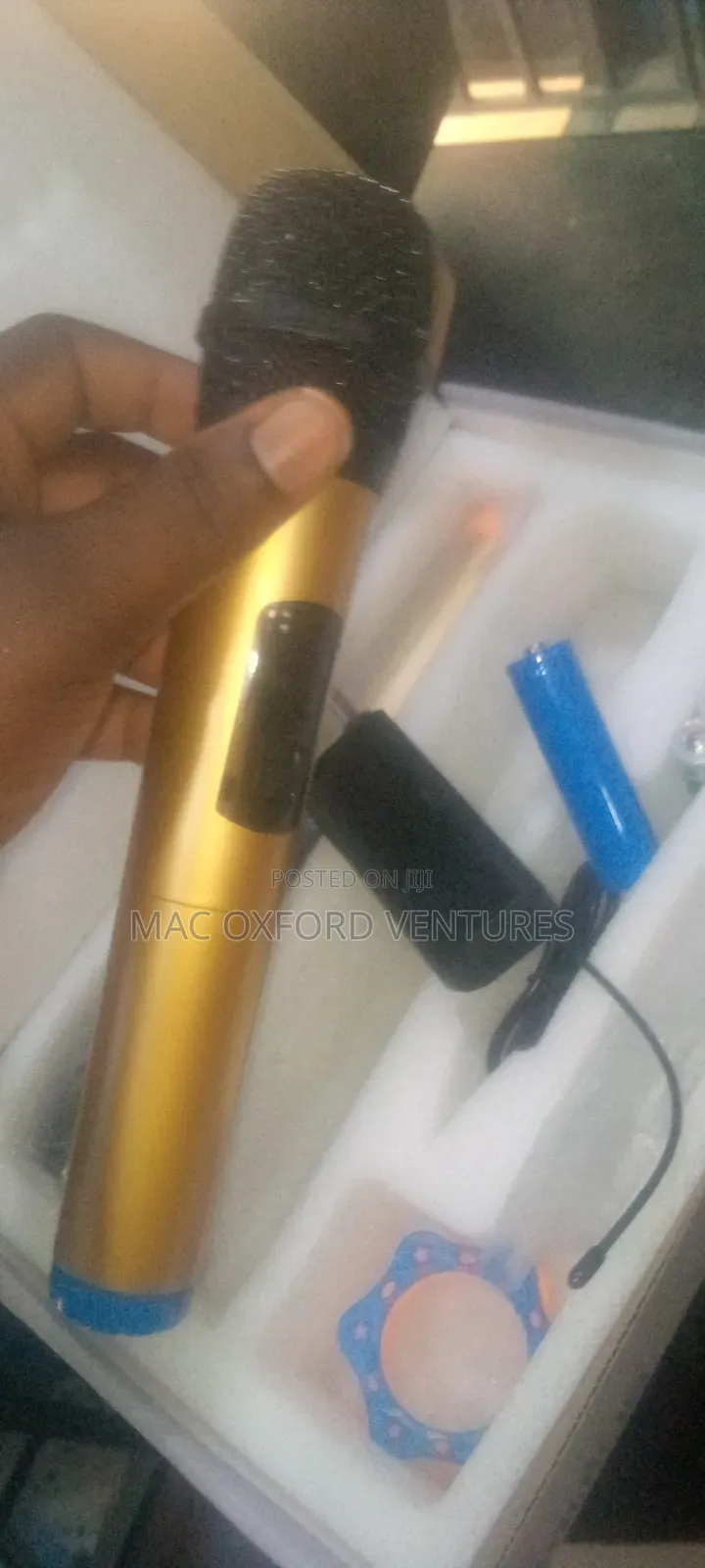 Universal Wireless Microphone