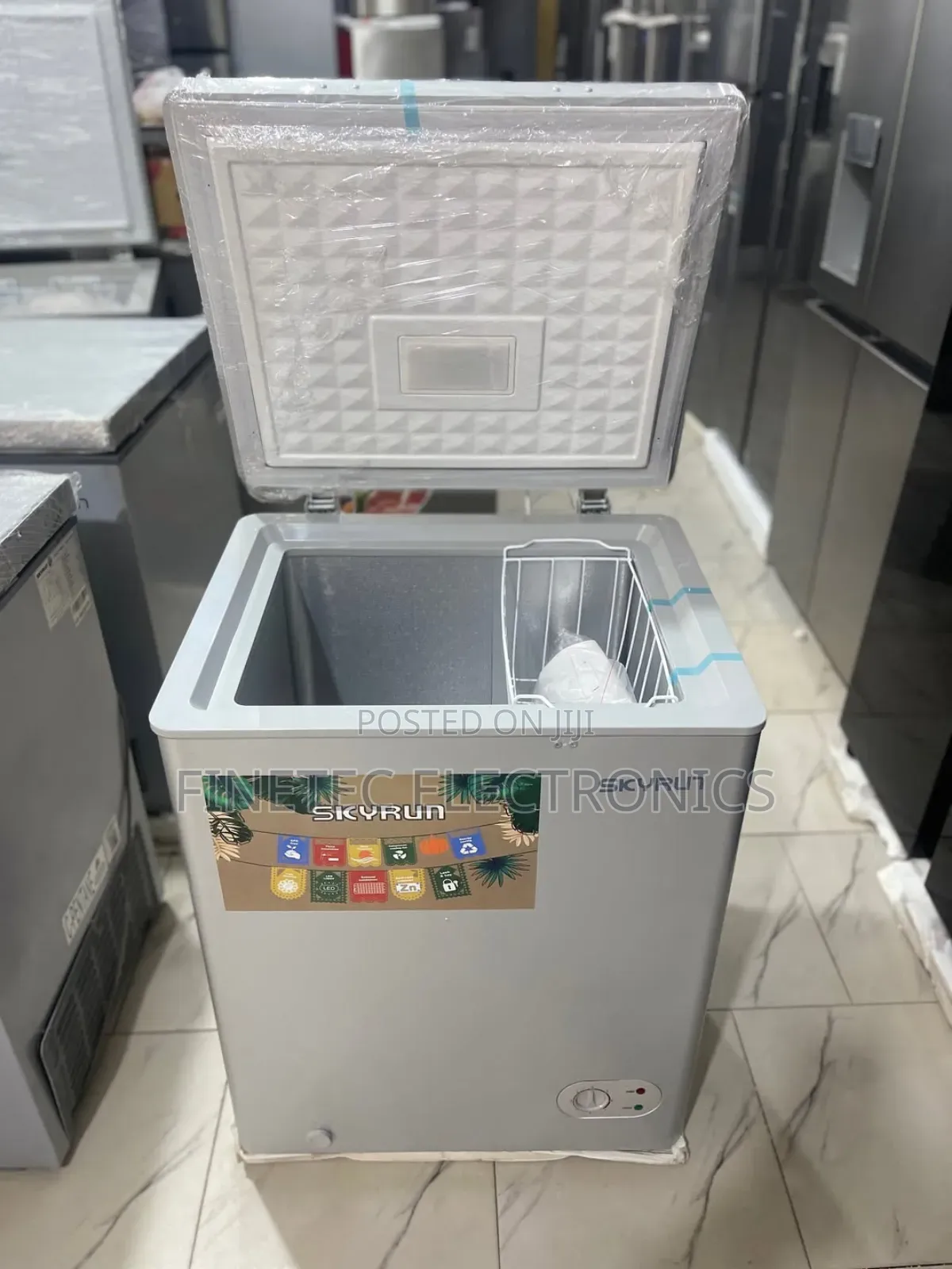 Skyrun Chest Freezer, 100l
