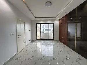 2bdrm Condo in Lekki Phase 1 for rent