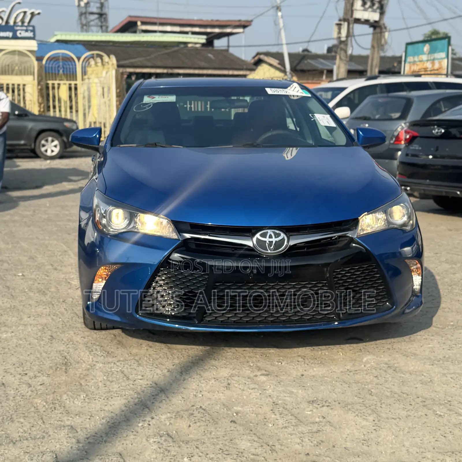 2016 Toyota Camry SE w/Special Edition Pkg (2.5L 4cyl 6A)