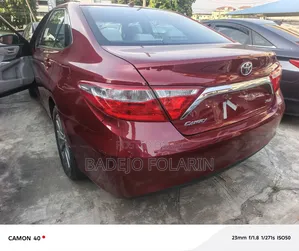 Toyota Camry XLE 4dr Sedan (2.5L 4cyl 6A) 2015 Red