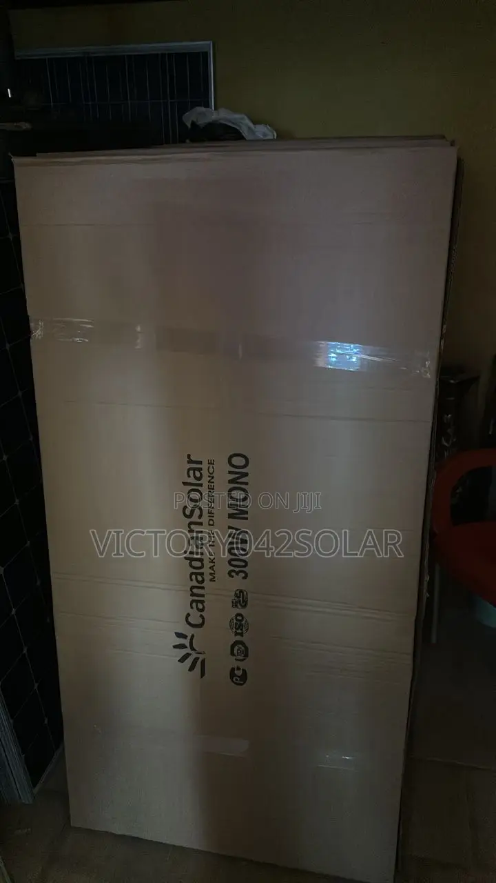 Canadian 300w Mono Solar Panel