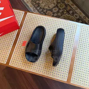 Original Nike React Rejuven8 Slides