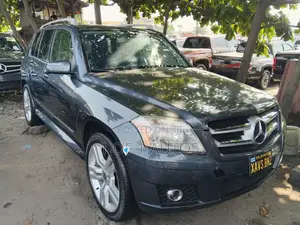 Mercedes-Benz GLK-Class 350 4MATIC 2010 Gray