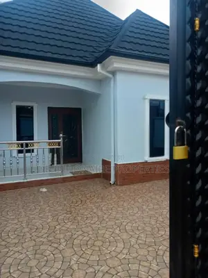 4bdrm Bungalow in Owerri for sale