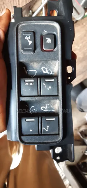 Pressing Button for Honda CRV 2007-2010