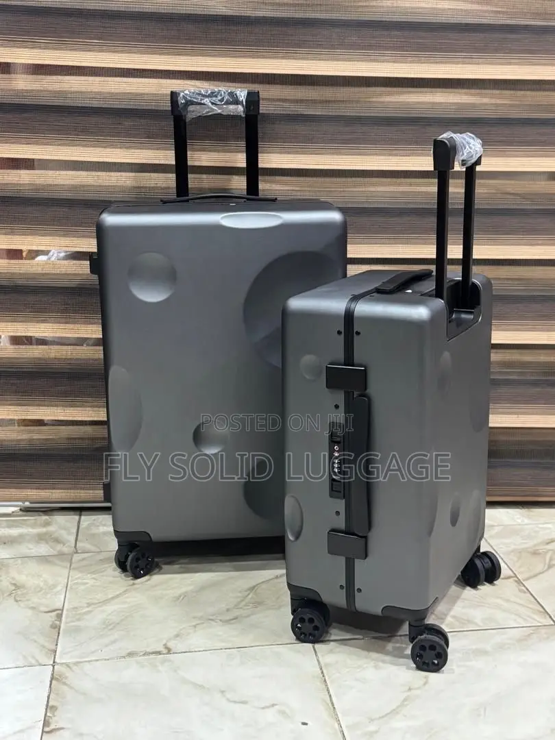 Luxury Solid Luggage Traveling Box