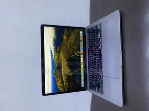Laptop Apple MacBook Pro 2022 M2 8GB Apple M2 SSD 256GB