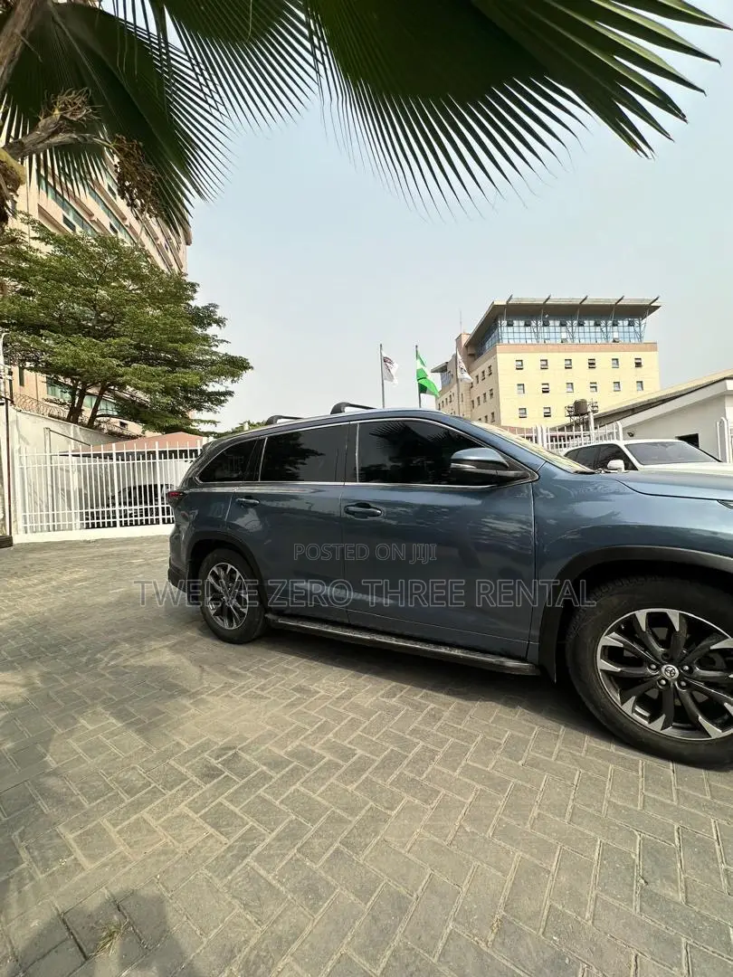 Toyota Highlander Now Available for Self Drive