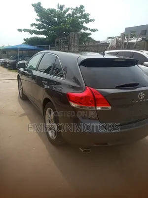 Toyota Venza V6 AWD 2012 Gray