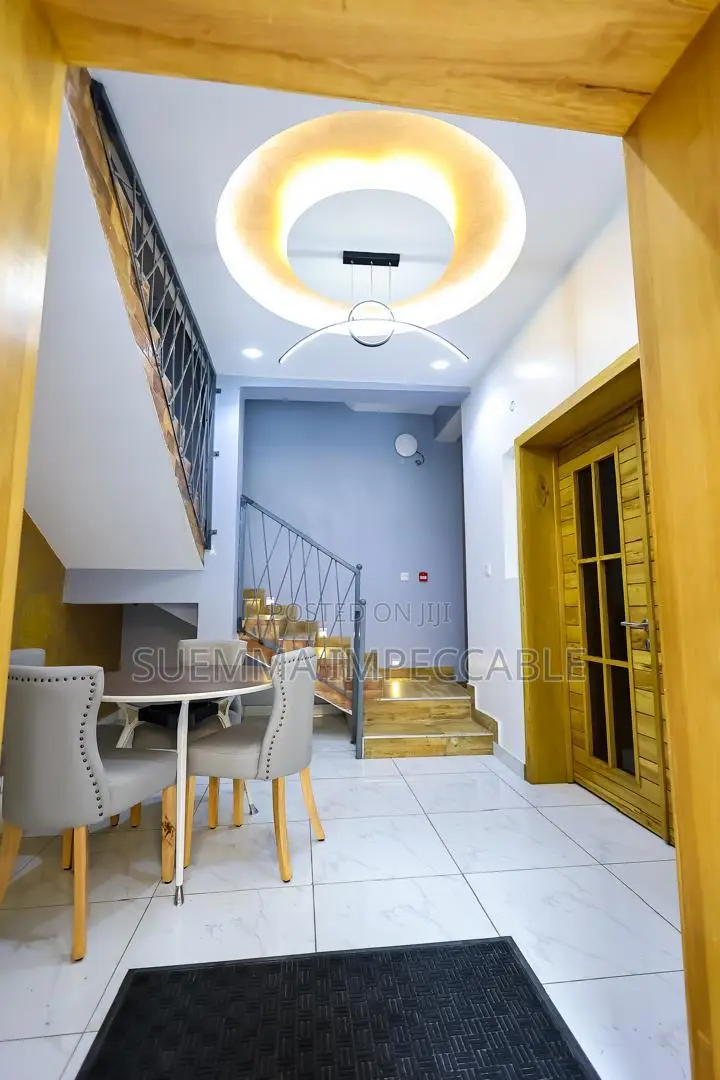 Spacious 4 Bedroom Shortlet