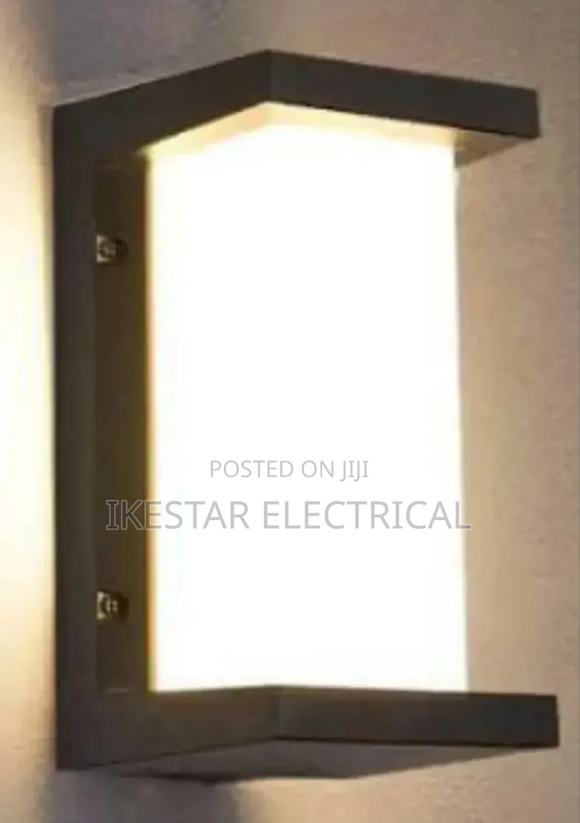 Akt Fence Light