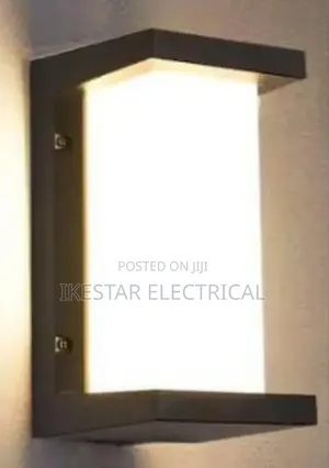 Akt Fence Light