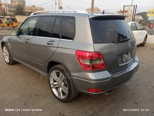 Mercedes-Benz GLK-Class 350 4MATIC 2011 Gray
